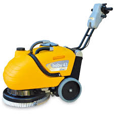 מכונת שטיפת רצפות